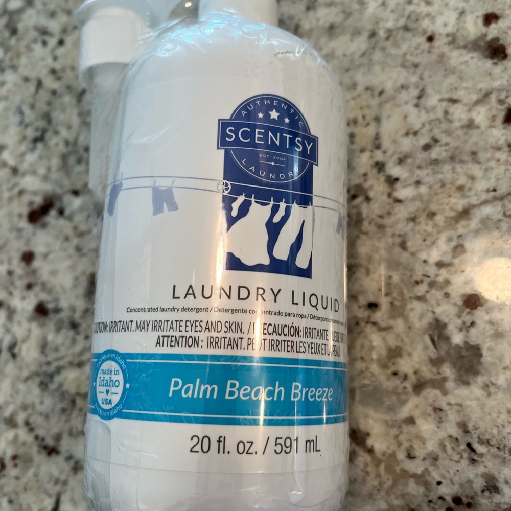 Scentsy Palm Beach Breeze Laundry Liquid - White